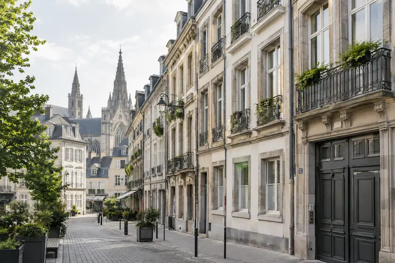 Rénovation énergétique copropriété en ville ACV : aides 2026